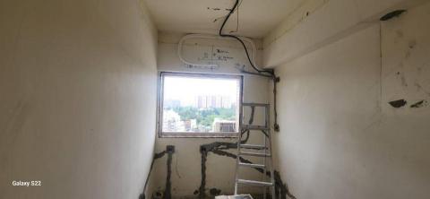 秝研油漆 防水工程 - 新竹市，社區：光復國宅，全室虹牌水泥漆（玫瑰白）+防水抗裂水泥+防水壁癌處理+兩道批土研磨，施工中