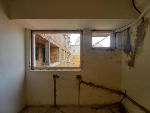 秝研油漆 防水工程 - 新竹市，社區：光復國宅，全室虹牌水泥漆（玫瑰白）+防水抗裂水泥+防水壁癌處理+兩道批土研磨，施工前