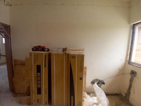 秝研油漆 防水工程 - 新竹市，社區：光復國宅，全室虹牌水泥漆（玫瑰白）+防水抗裂水泥+防水壁癌處理+兩道批土研磨，施工前