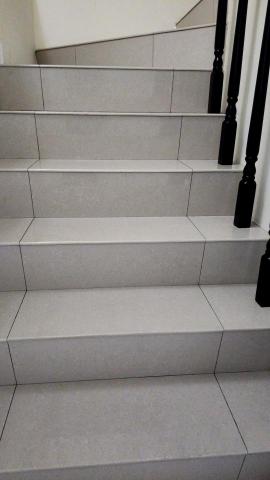 陳美安 - 樓梯清潔後