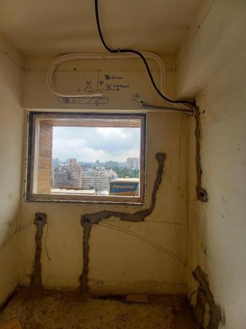 秝研油漆 防水工程 - 新竹市，社區：光復國宅，全室虹牌水泥漆（玫瑰白）+防水抗裂水泥+防水壁癌處理+兩道批土研磨，施工前