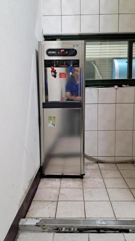 八重山淨水設備 - 豪星牌 兩溫飲水機