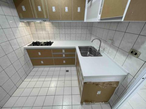 石英石 - L型廚具檯面