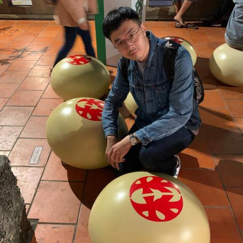 提供實驗課服務的專家廖釔凱