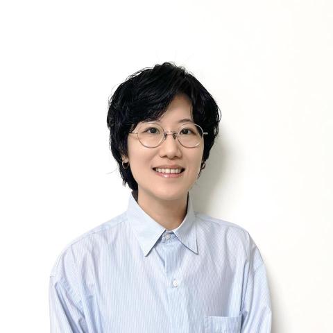 提供光療機sun服務的專家LIN SUN