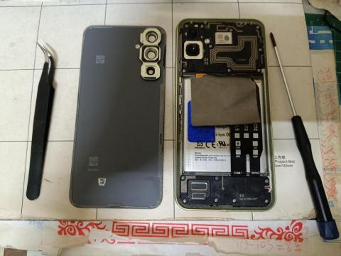 個人工作室 - 三星a54換電池