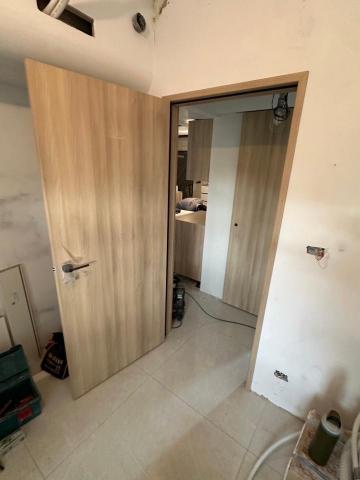 豪門精品房門 - PP-501南法松木
材質：日本PP材質