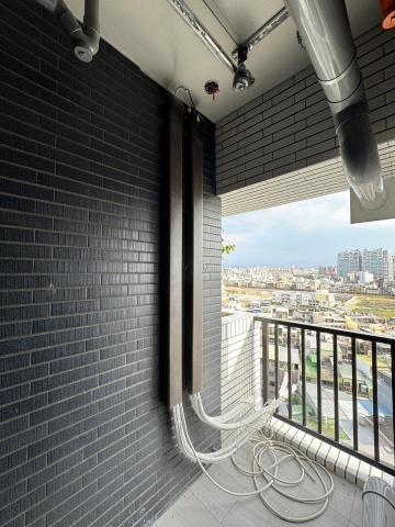 羅甫松 - 冷氣室外機管槽配置