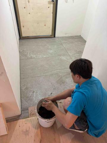 邦輝土木包工業 - 局部 修改貼大型磁磚