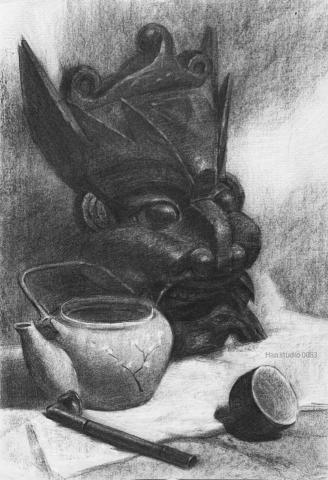 Han studio  邱柏翰 - 面具靜物組-炭筆素描課堂示範

帶著學員介紹面具各部位之間的比例關係，以及如何在接近的暗面顏色中，做出變化

如果你想學習如何使用炭筆工具上色歡迎私訊洽詢課程喔