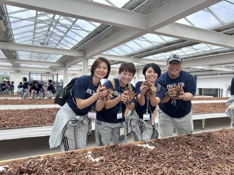 尚緹有限公司 - 2023年和我的其他代理商，一起前往，全球最適合栽種人參的產地-吉林省，台灣最大進口商-法翰企業的前處理廠-靖宇縣。