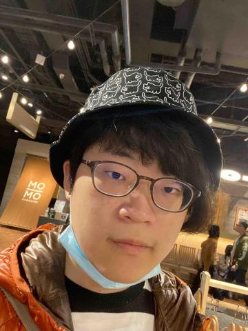 提供簡單調酒服務的專家古庭奕