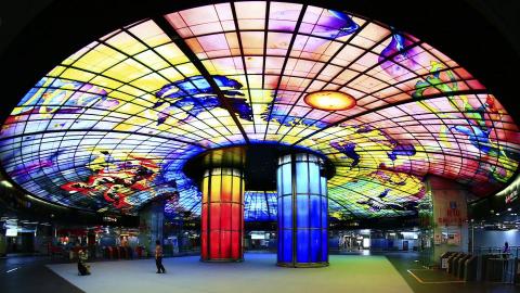 Tom Chu Chi Huang - 美麗島站