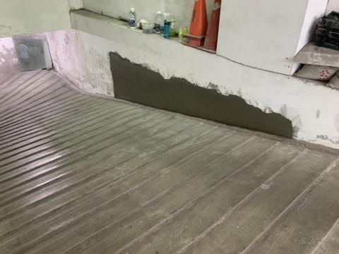 防水師傅-阿墨 - 裡面的堵漏防水做好
重新油漆就堅固漂亮