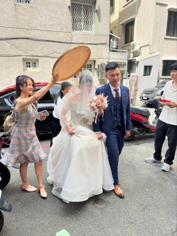 亮亮✨️|婚禮主持人|活動主持人 -  亮亮✨️|婚禮主持人|活動主持人 -