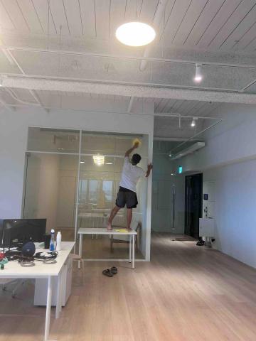 菲菲工作室 - 小會議室玻璃