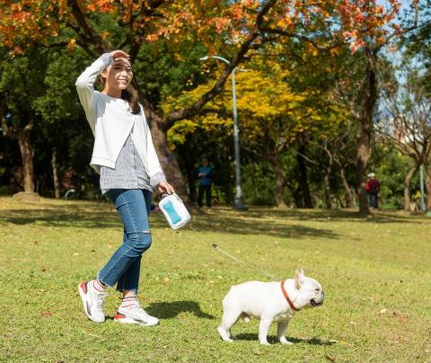 張先生 - 寵物品牌『寵物小事』- 牽繩包產品，形象廣告照片及影片拍攝