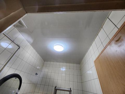 友弘 - 浴室天花板更換