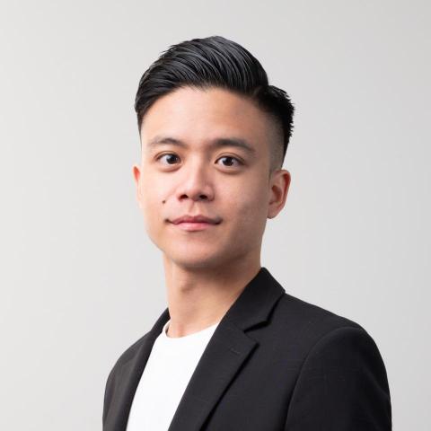 提供女裝ptt服務的專家Eddie Lu