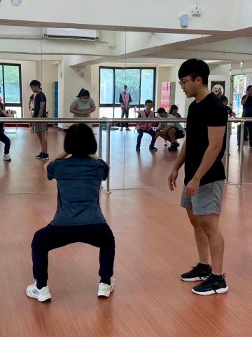 陳明佑 David/SA Fitness 私人教練 - 肌力團課