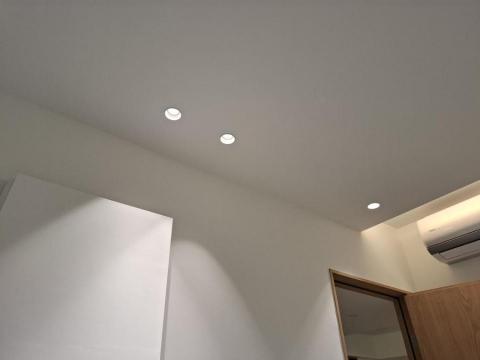 鈞輝家庭水電維修/楊國欣 - 燈具安裝