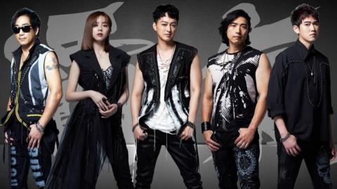 張先生 - 『霸氣樂團』由民視之星王瞳、于浩威、樂咖..等所組成，演出經驗豐富，除商業演出之外，時常參與孤兒院、老人院等公益演出，以音樂散播樂團中心思想：愛、 Rock、 永 遠！
