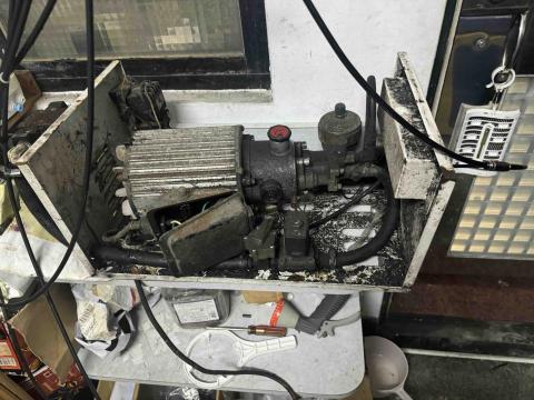 易樂企業社@uyL9696f - 3/4hp 噴霧機維修換料