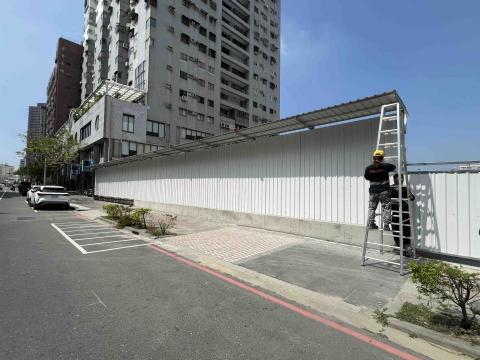 菘賀工程 - 3.6米高甲種圍籬含防溢座+安全走廊