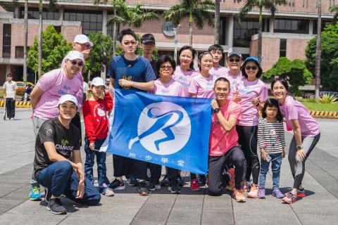 陳士登Amos|跑步教練 - 跑步膝蓋痛|怎麼跑步不傷膝蓋|下背痛|小腿緊繃|跑姿分析|跑步姿勢|跑步課程|跑步訣竅|跑步教練|步頻|跑姿調整|跑步技術|姿勢跑法