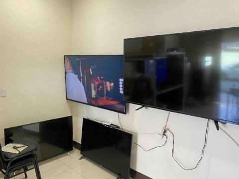 栩亮貿易有限公司 - 壁掛電線可隱藏