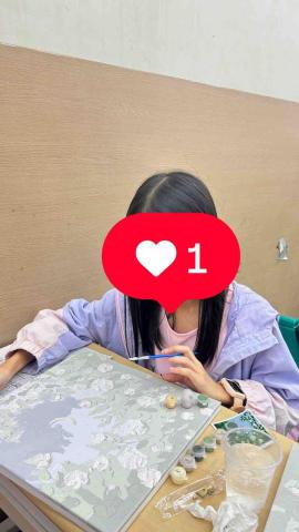 張羽婕 - 補習班助教-陪伴孩子發揮