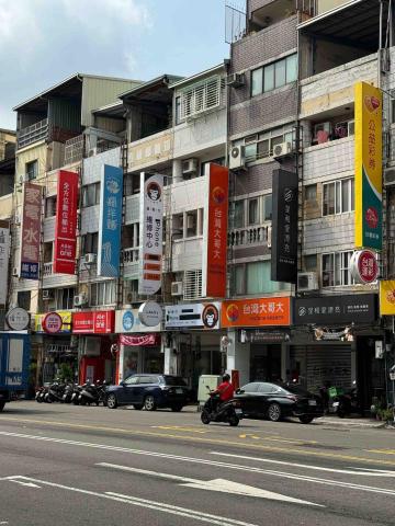 猿動力phone手機維修-逢甲店 - 