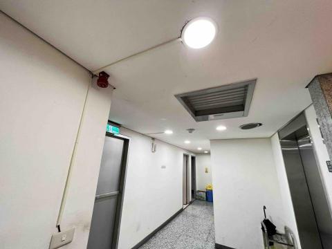 陳昭瑋 - 辦公大樓燈具更新照片3