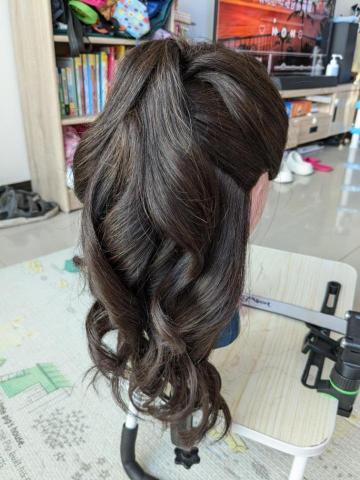 雯雯彩粧師 - 雙馬尾髮型