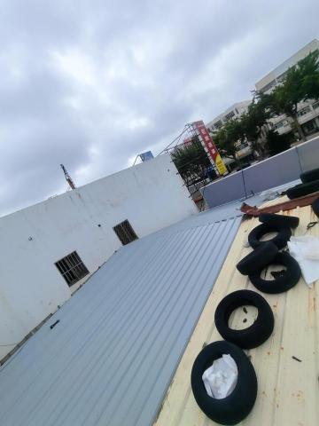 景鈜工程行 - 屋頂生鏽,更換浪板完工！