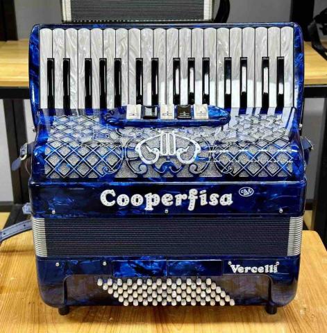 蔡偉靖手風琴工作室 - 鍵盤式手風琴