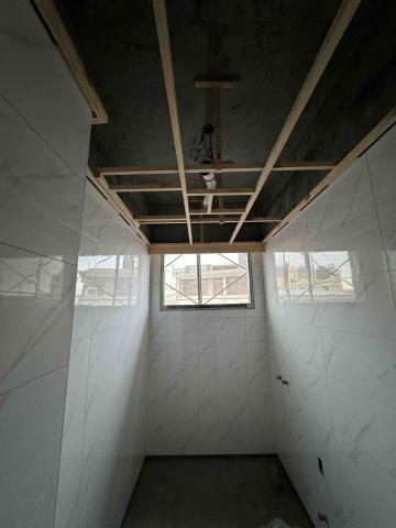 趙士孺 - 廁所塑膠天花板