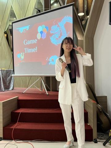 自彈自唱主持人皮卡 - 尾牙主持