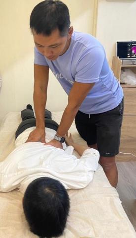 按爽-日式無痛理療按摩/科技采耳_ 耳燭( 店面/御用到府) - 日式無痛腰部指壓 按爽-日式無痛理療按摩/科技采耳_ 耳燭( 店面/御用到府) - 日式無痛腰部指壓