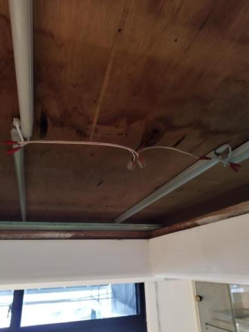 周昆興 - 舊式燈具更換為LED燈具（後）