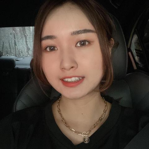 提供加工服務的專家何柔筠