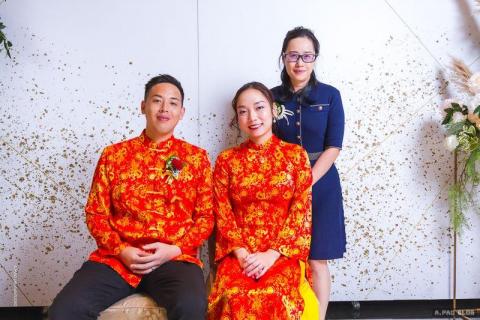 阿寶寶 - 婚宴最後與工作人員合照