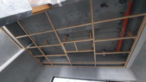 良晟小築 - 浴室天花板施作_骨架