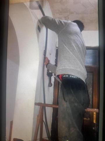 陳義龍 - 電熱水器的 線路