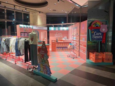 Joey Liu - Care Bears新光A11快閃店
