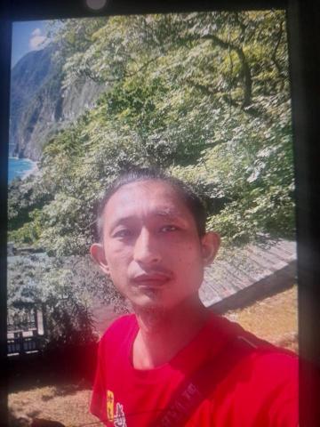 提供換浴缸服務的專家陳義龍