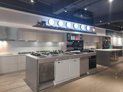 陳禹睿 - 商業空間設計規劃、系統廚電、三機搭配