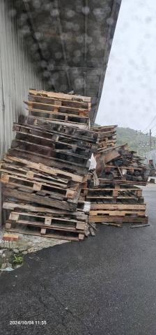 龍山環保 - 廢棧板清除