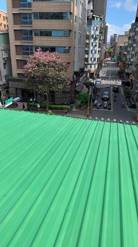 曜藝設計工程 - 板橋屋頂鐵皮浪板噴塗防水漆