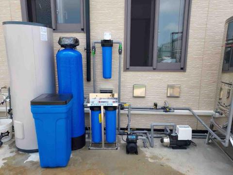 顏先生 -  全戶軟水過濾系統